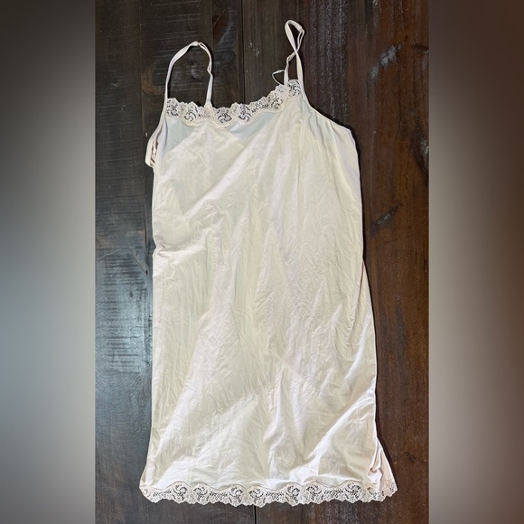 Skims Fits Everybody Lace Slip Dress Sand 4X NWT ***DISCOUNTED SHIPPING*** - Picture 1 of 5